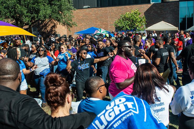 TAMUC_QEP's tweet photo. Join the cultural fraternities and sororities within Greek Life who will showcase their tradition of strolling to R&amp;B / Hip Hop Music in the RSC Conference Rooms TONIGHT from 8-10pm. Strolling is historical to members of the National Pan-Hellenic Council—a coalition. https://t.co/1P9bbbDcbO