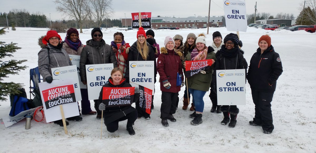 Aucune coupure en éducation! 
#aucunecoupure #cutshurtkids #onpoli #OSSTF #StrikesHurtKids #NoCutsToEducation #
