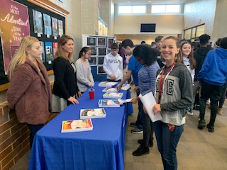 BravesWMS's tweet photo. WMS eighth graders enjoyed speaking with WHS teachers and students during 8th Grade Day at WHS today. #WHS #WMS #RISEABOVETHEEXPECTATIONS https://t.co/JuYE7nwKWq