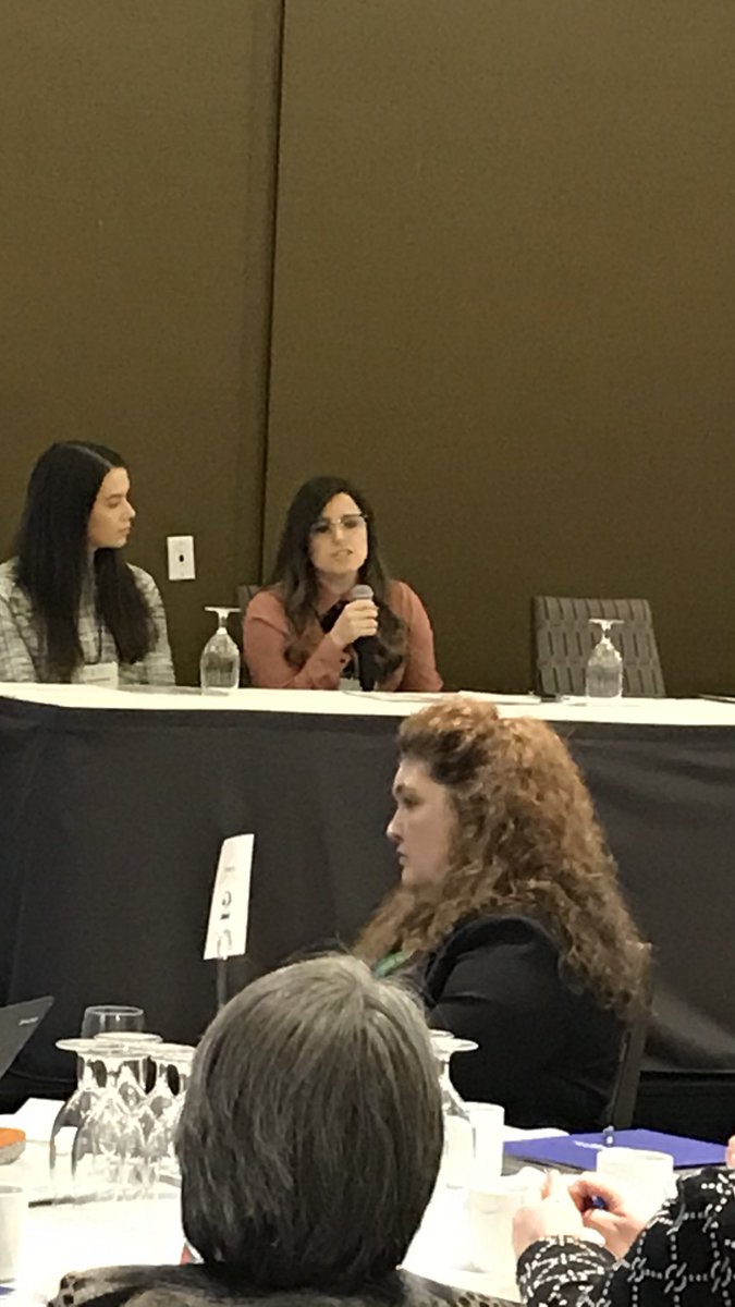 Congratulations to 4th year medical student Jillian McCarthy on her fabulous presentation on The Importance of a generalist medical curriculum at the CFPC Undergraduate Education Retreat <a href="/MUNMed/">Faculty of Medicine</a> <a href="/MUNFamMed/">MUNFamMed</a>