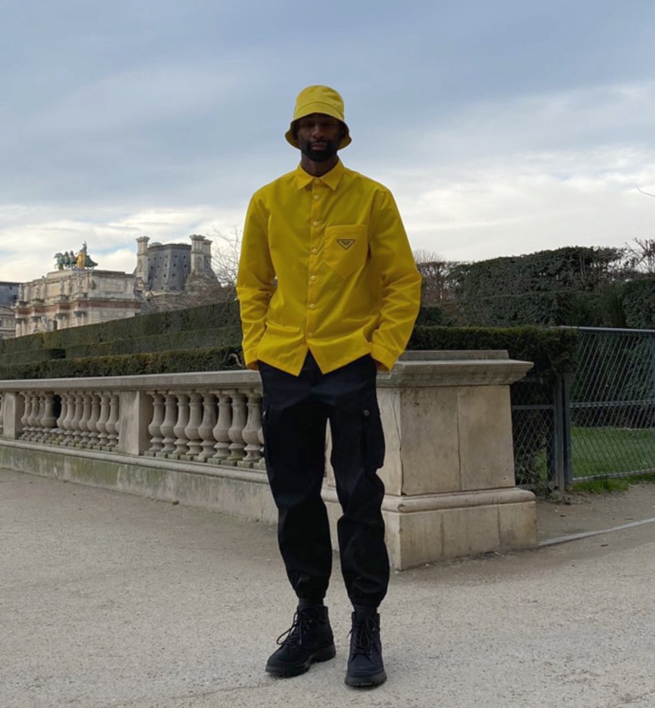 YOMZANSI's tweet photo. PRADA 🌕  PFW2020 / @rikyrickworld https://t.co/a1jcFg4FVs
