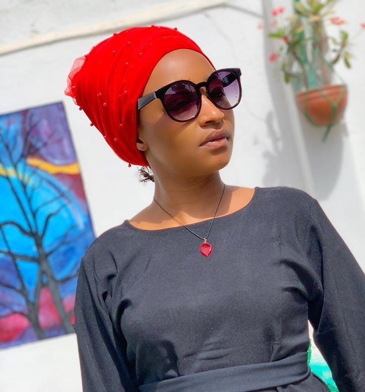 She's an actress par excellence. A lady with a good heart of helping the less privilege. I like and admire her mode of life. <a href="/Rahma_sadau/">Rahama Sadau ✨</a> is the only actress that follows me on Twitter since when I was new here. I'm grateful. Allah yakara daukaka. 🤗🤗🤗