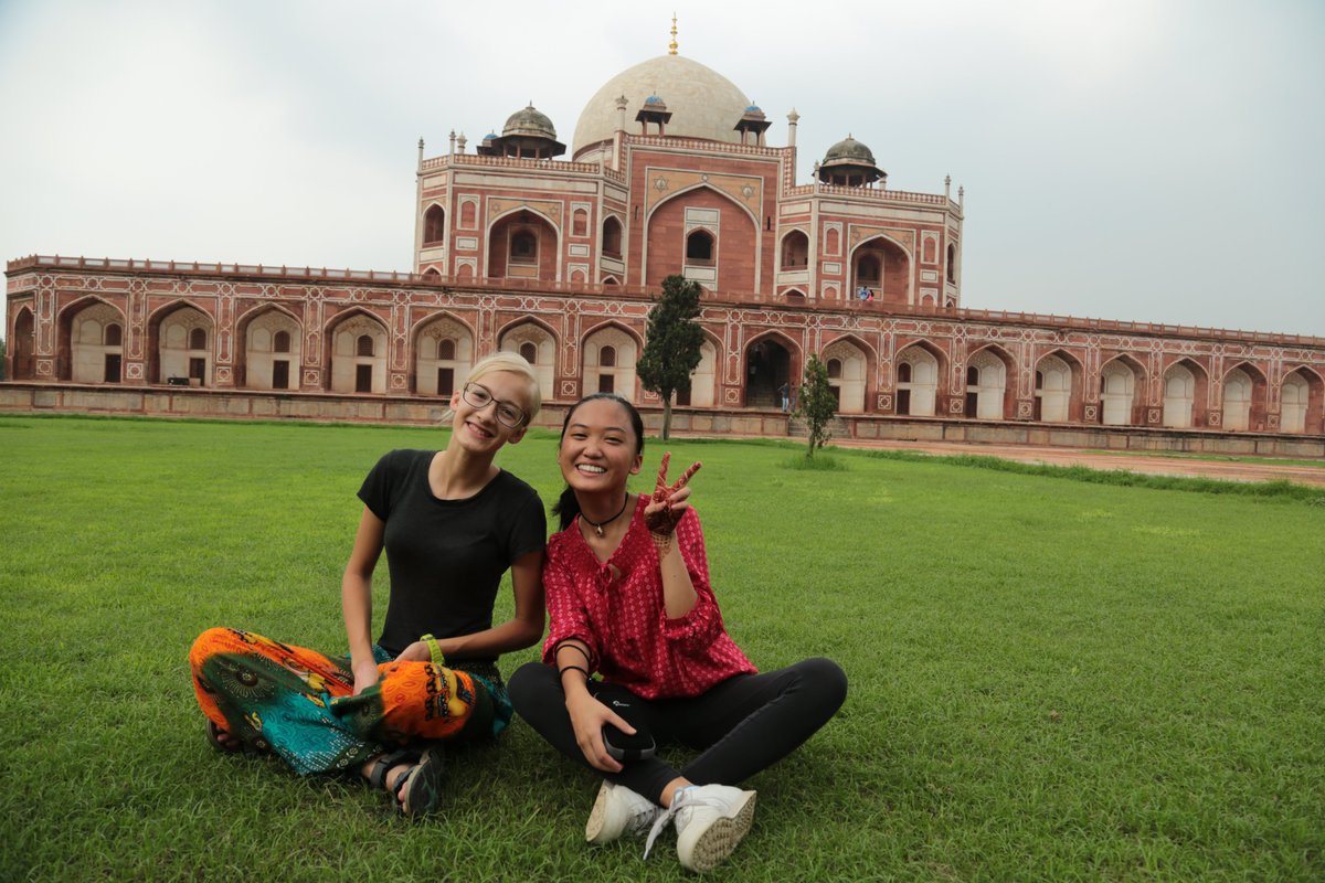 AFSUSA's tweet image. Applications for AFS Project: Change Scholarships are due TODAY!

Apply now by following the link below!

bit.ly/39GlESV

#afsusa #afseffect #afsprojectchange #interculturalexchange #argentina #brazil #colombia #costarica #hungary #kenya #newzealand #Scholarship