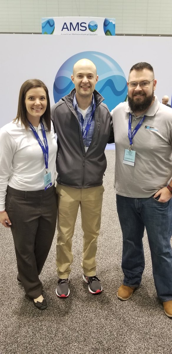 shyftsolutions's tweet photo. Had a great chat with Omaha's own @RustyLord at our @ametsoc #ams100 booth! #wxchange #getshyfty #tvweather https://t.co/DN49ffZktn