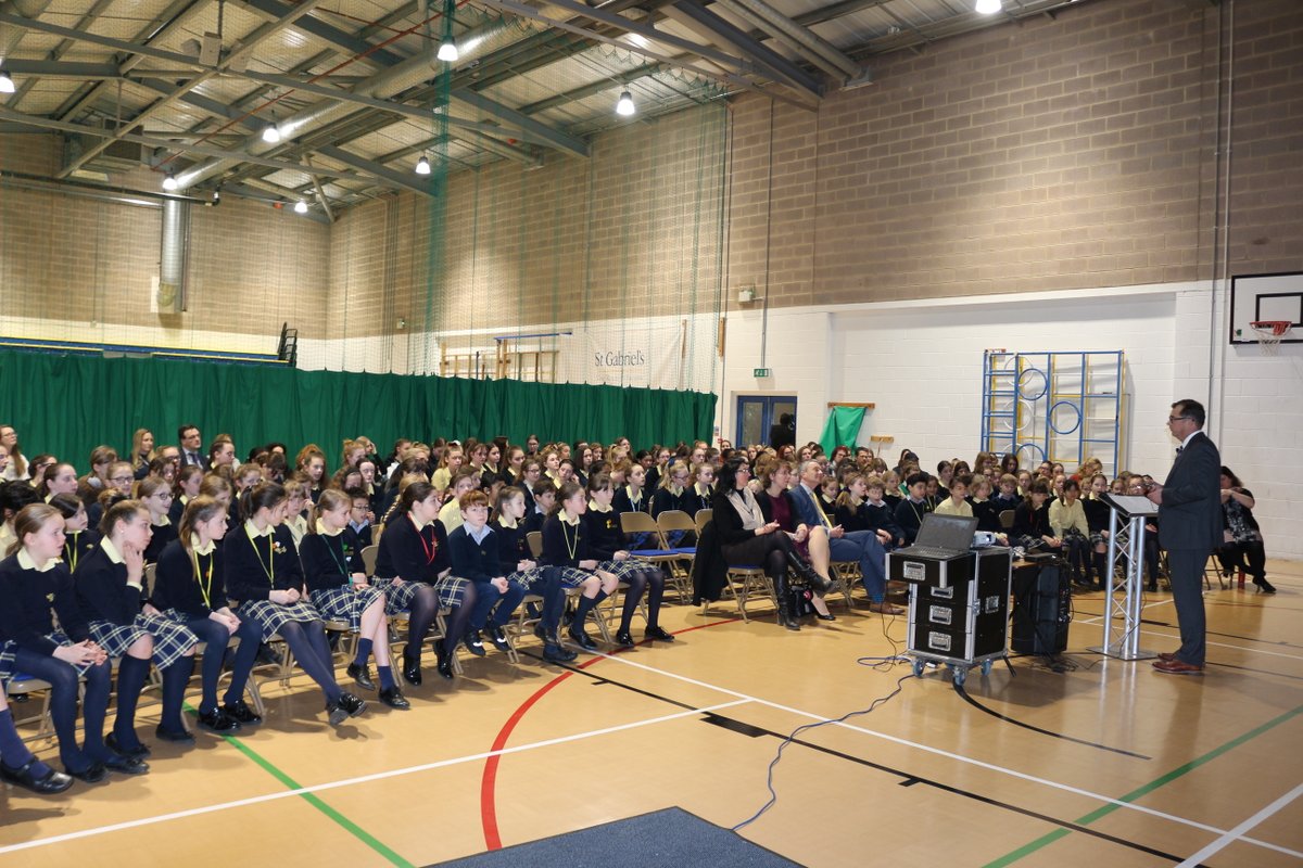 .<a href="/KevinDGaskell/">Kevin Gaskell</a> and the team were pleased to speak to <a href="/StGabrielsNews/">St Gabriel's School</a> today, with race day sponsor @MarshFuels kindly donating the call to the school. They are keen to reduce plastics both in the ocean and their own workplace as well as source better alternatives. #TWAC2019