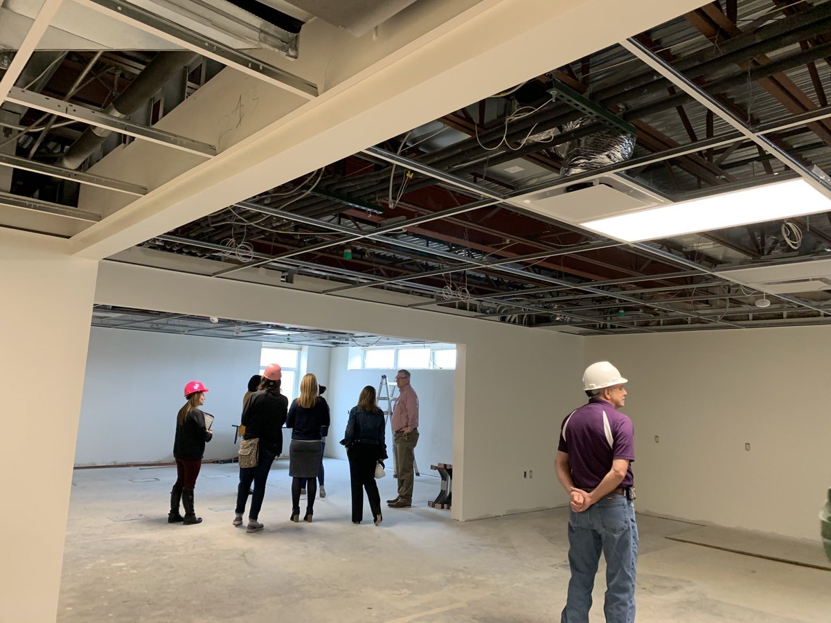 arlamonroe's tweet image. #waw at Locast touring the media center and computer. Things are looking good! #cpstech ⁦@tech_cps⁩