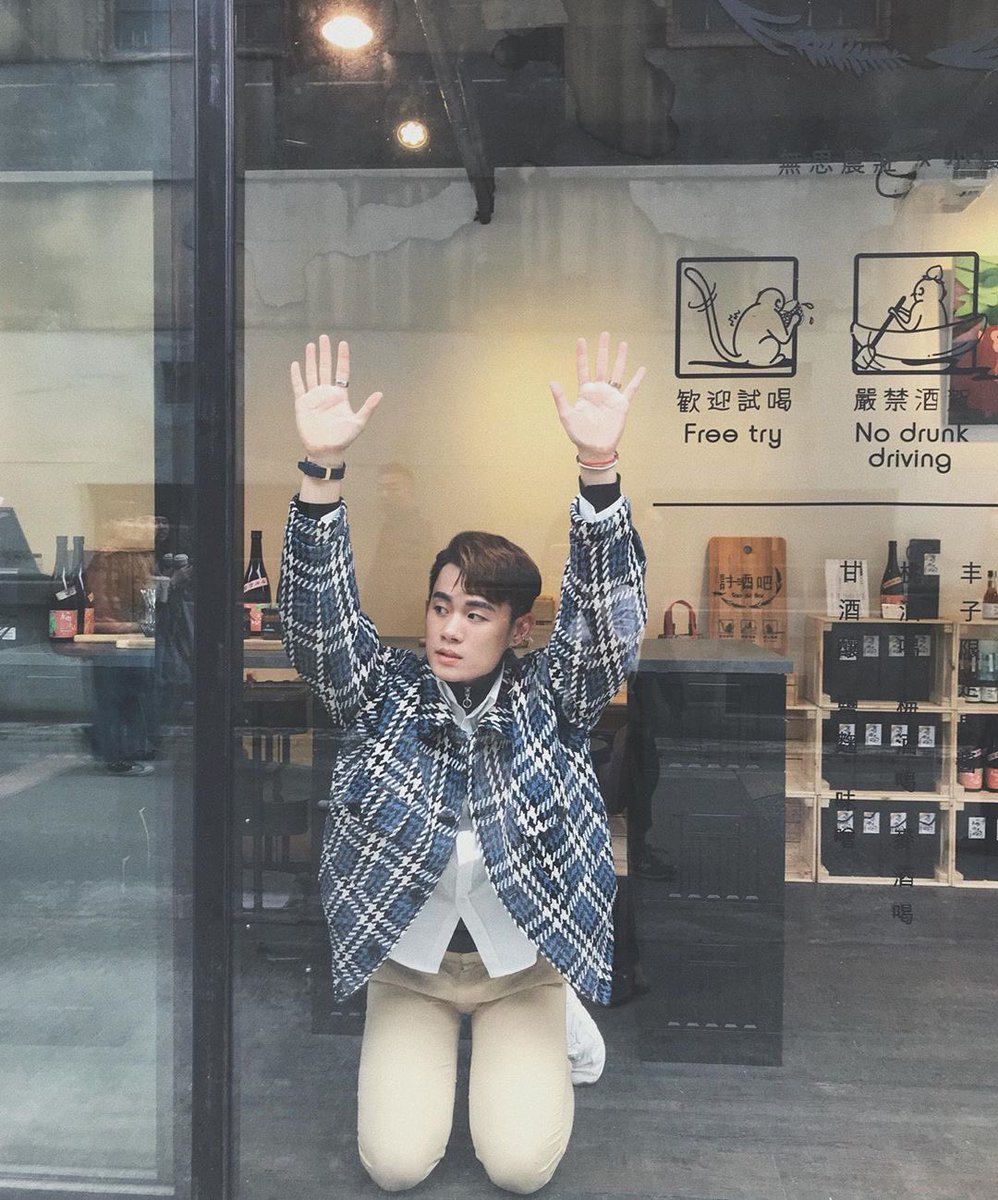 _K2IIDJY89N's tweet photo. ทำไมกูต้องมาขำอะไรแบบนี้ด้วยวะ 55555555555555 https://t.co/A7xyjVocNH