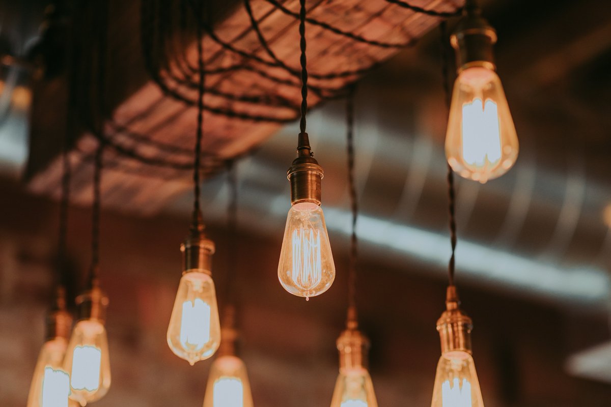 SENewEngland's tweet photo. #WednesdayWisdom “Negative results are just what I want. They’re just as valuable to me as positive results. I can never find the thing that does the job best until I find the ones that don’t.”
- Thomas A. Edison
#ShineWithStandard https://t.co/WxejAY5Huy