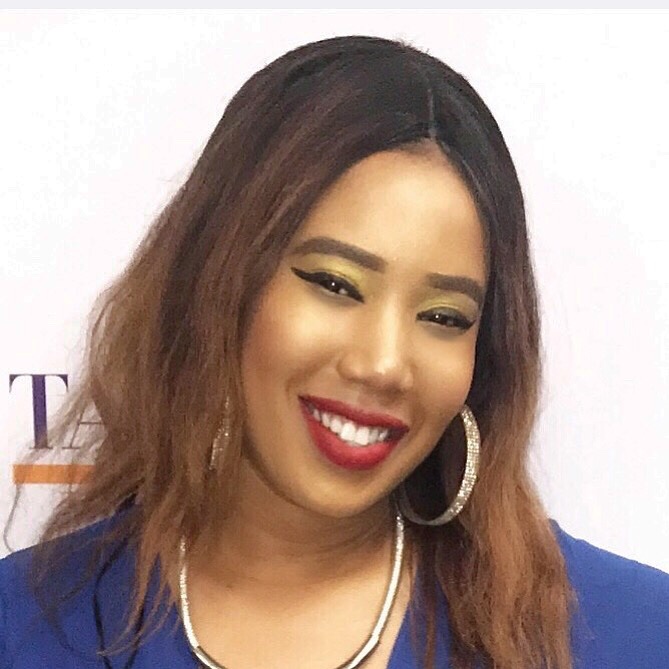 Makeupdivaamber's tweet photo. #AlwaysOn #complimentary @SmashboxCosmetics @Influenster https://t.co/gYsL3GymoT