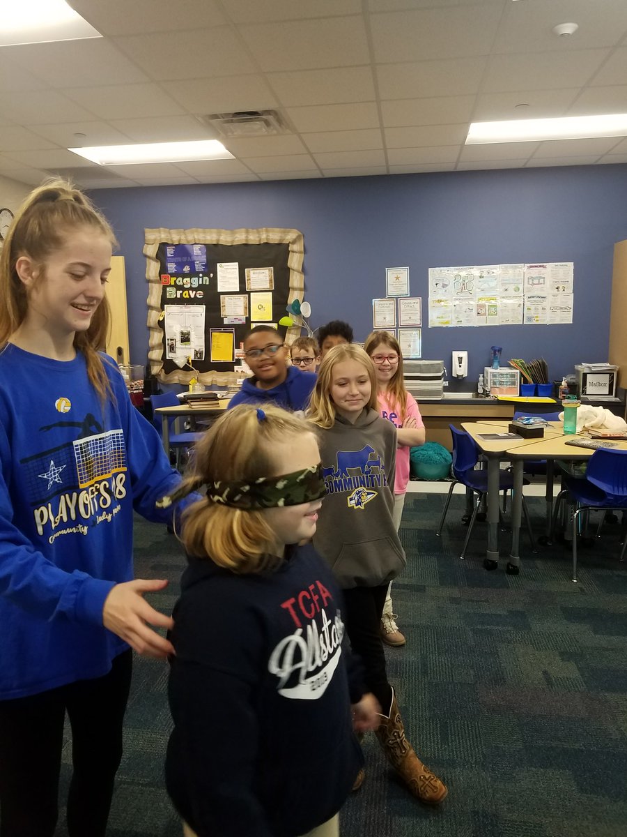 medwards1073's tweet photo. We are working on preventing germs and our CHS FCCLA representives came to read, play a game, and create art. Thankful for our older Braves being willing to mentor our younger Braves!  @CommunityFccla @NES_Braves #BraveNation https://t.co/69rvHcfEAe
