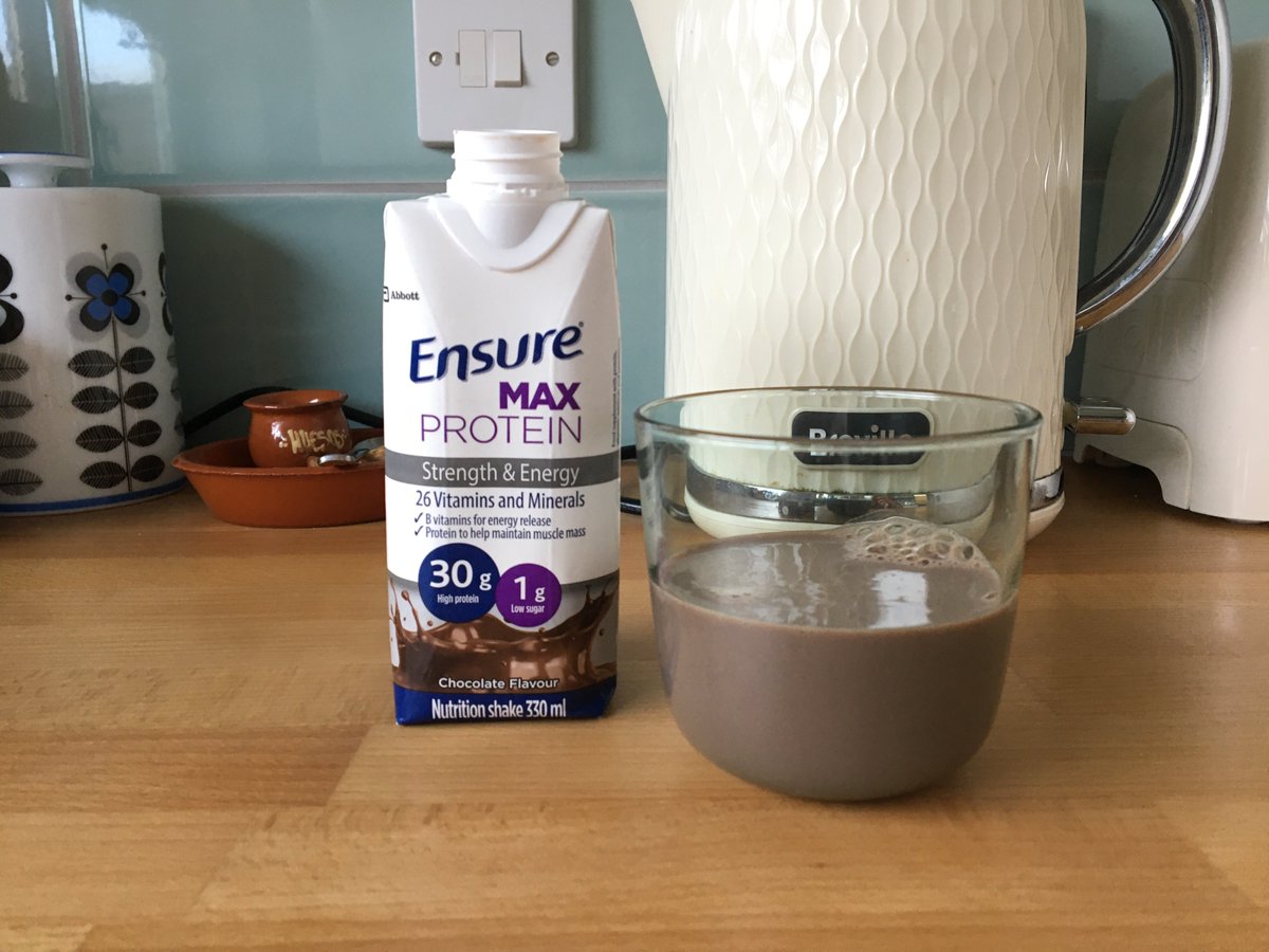 mummyblogger's tweet photo. #AD: When is you flagging point during the day? 😴 Mine is 2.30pm. I have to be careful driving then I get so sleepy 🚗 💤 

Ideal time then for Ensure Max Protein, which I’m trialling this month to help combat tiredness 👍🏻

Take the tiredness assessment: https://t.co/NAqEkozO6T https://t.co/kKIpNEKN06