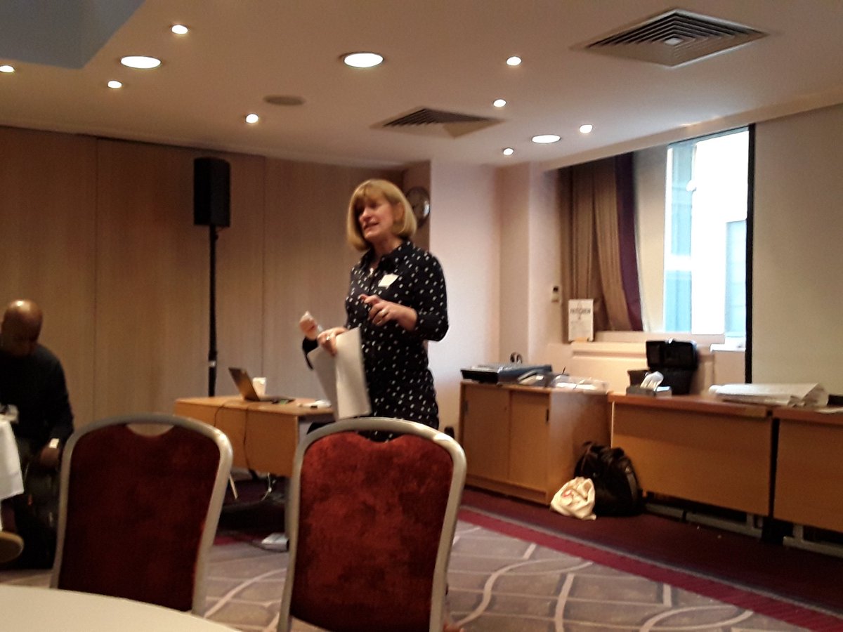 Mike_Thorpe_'s tweet photo. @clairem7523 goes through the #CancerPatientShareAndLearn group next steps.
#ExpOfCare
#CancerAlliances
#cancer2020
#NHSLongTermPlan
#PPVForumCancer https://t.co/PsiBip78bc