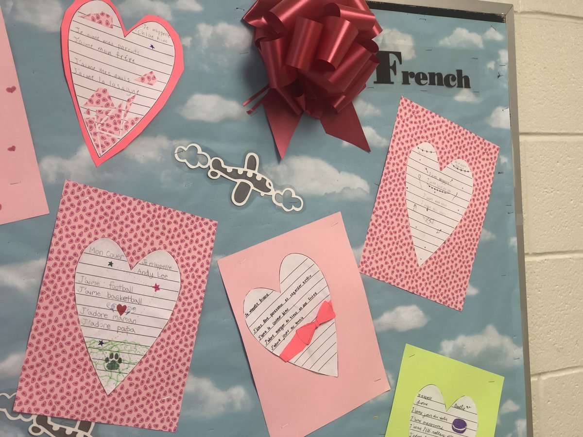 ProfZoino's tweet photo. Ce que j’aime... what our 6th grade French students ❤️ @CresskillDept https://t.co/X7otW3aVsi