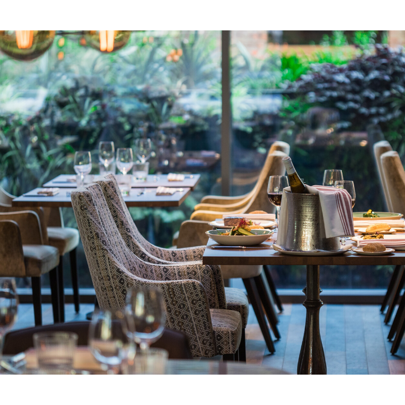 SB_Hotels's tweet photo. Assaboreix el Mediterrani a MUC Restaurant 📍 #hotelSBglow a #BCN. Cuina de proximitat i a la brasa on gaudiràs de plats amb personalitat, saludables i de sabors únics.+ Info: https://t.co/gnHsGi2eyr
.
#SBhotels #MediterraneanUrbanConcept #Barcelona #gastronomia #gourmet #foodie https://t.co/ELAqeC3SwK