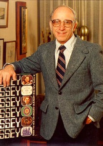 The Birth of Video Games January 15, 1968
Ralph Baer, generally considered the father of the video game industry, applies for a patent on a TV game system he designed. This patent eventually leads to the Magnavox Odssey, the first… bit.ly/2tYA1Si