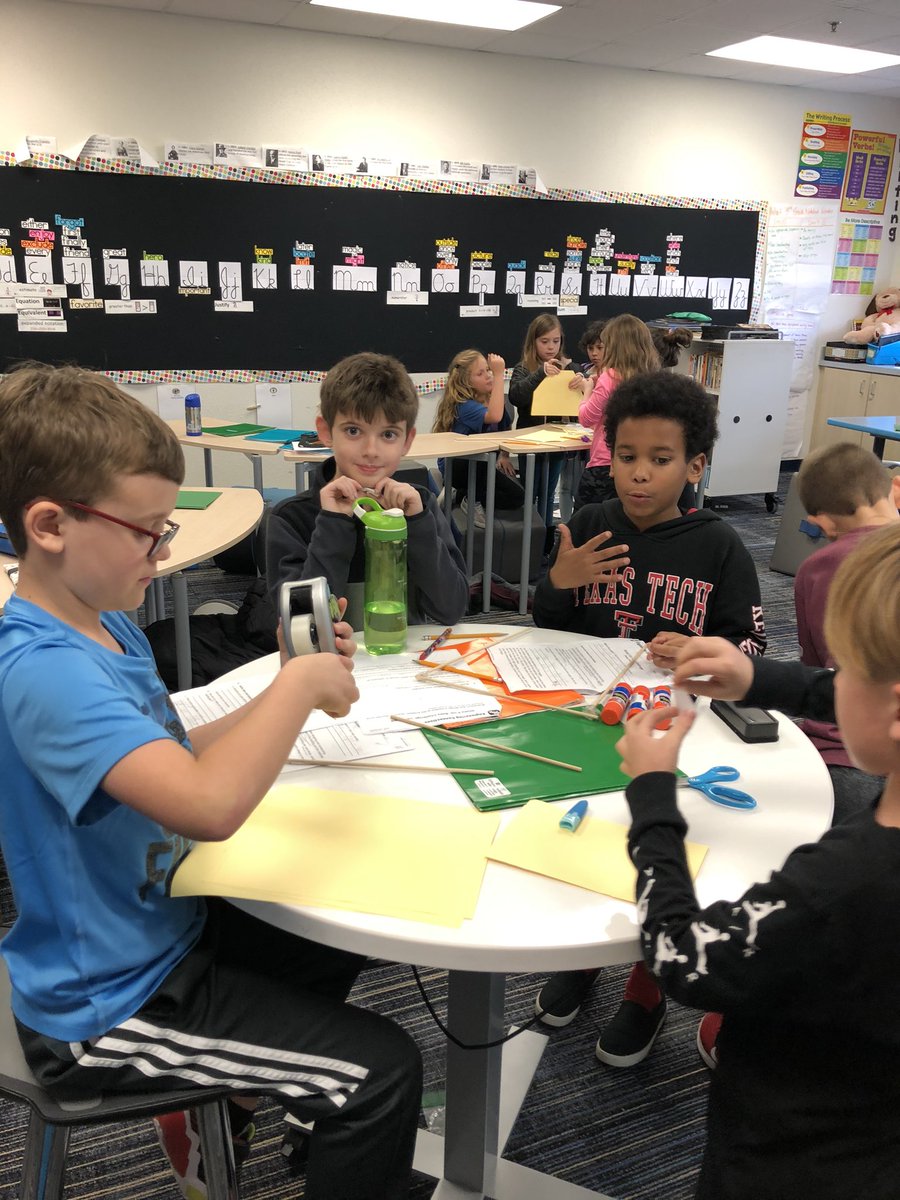 Rogers3rdGrade's tweet photo. Love the thought process happening whike working on our PBL on Earth’s Forces. #rogers3rdgrade #friscofutureready https://t.co/TnQ5olbKL9