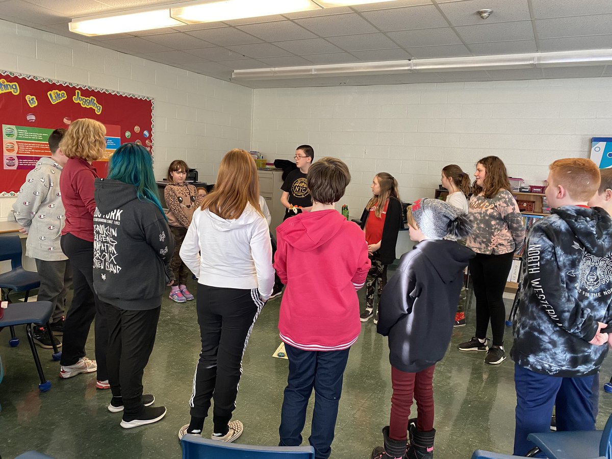 SusanBarryNL's tweet photo. Exciting morning so far at the @mpipanthers #WellnessDay! #ComprehensiveSchoolHealth @NLESDCA @WebbEd_NL https://t.co/iC2gUOD1eg