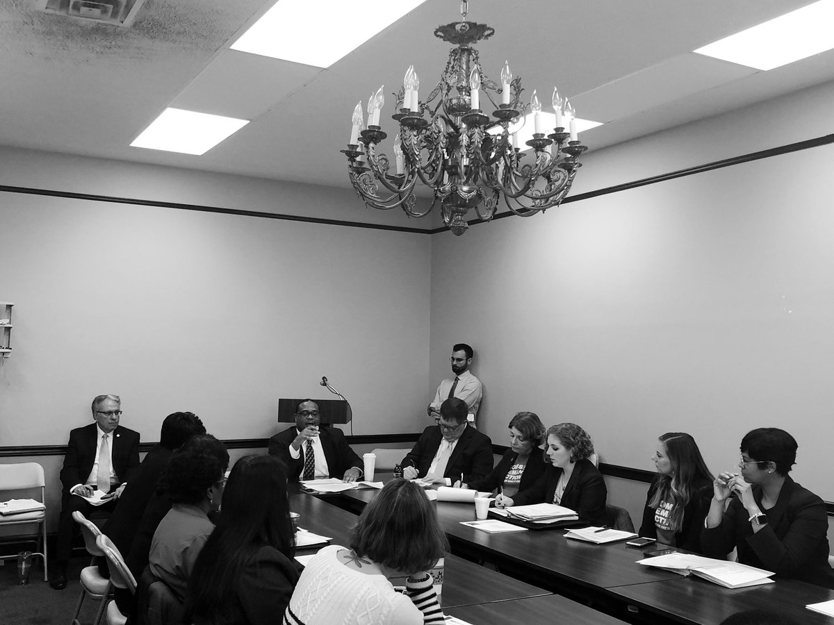 RepMcClinton's tweet image. Thank you to my #PaHouse colleague @RepGainey for organizing a great meeting to address #CommonSenseGunControl to save lives across PA from this senseless #GunViolence!! #PublicHealthCrisis Glad to be at the table w/ @delcogunsense @HarrisburgACDST @MomsDemand @CeaseFirePA