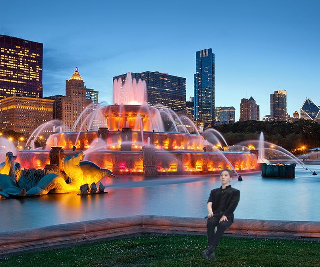 ChicagoTeamOne's tweet photo. Just Chilling in Millennium park ๐
#tinyBC
#ChicagoTeamone #1teamInChicago #1team_us_tour #HelloJustOne #1TEAM #์ํ https://t.co/A8YT54kdLz