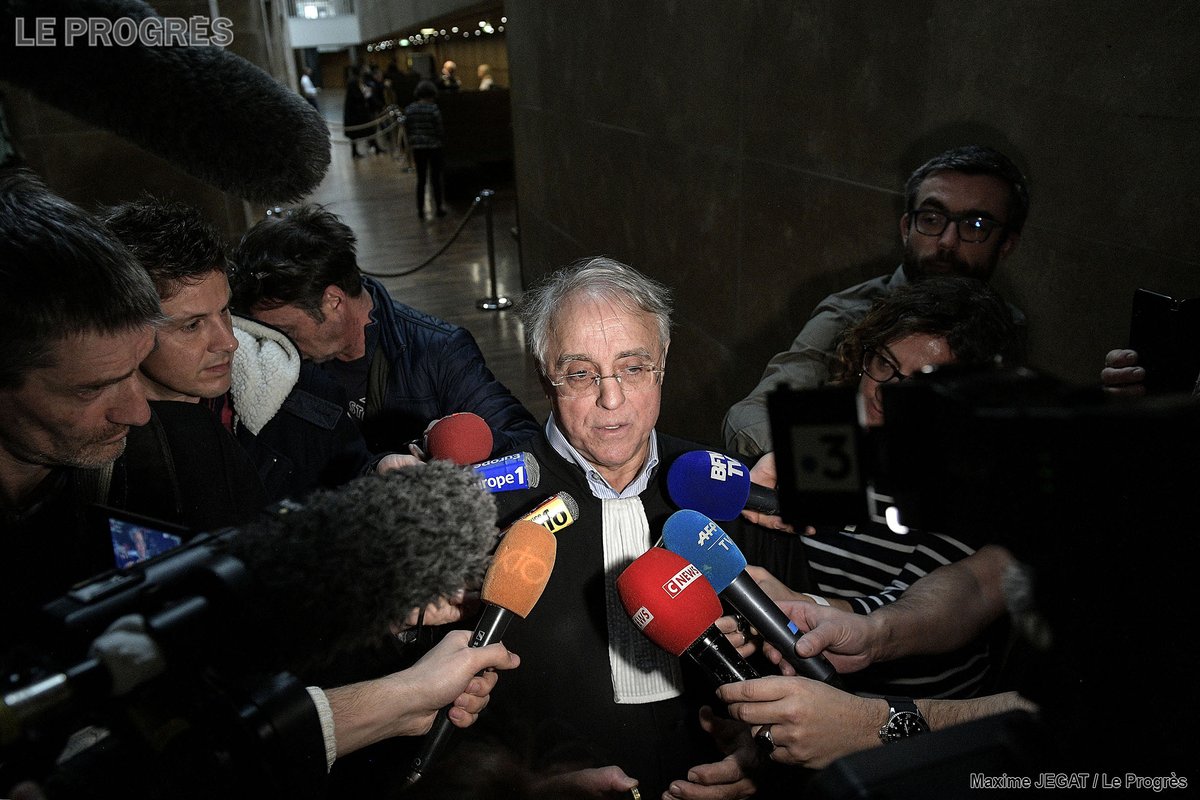 MaximeJegat's tweet image. « Il y avait énormément d’enfants, j’étais loin de tous les agresser, Dieu Merci ! » #procès #AffairePreynat #Parolelibérée #Lyon #pédophilie #Eglise 

L&apos;audience en live: leprogres.fr/rhone/2020/01/…