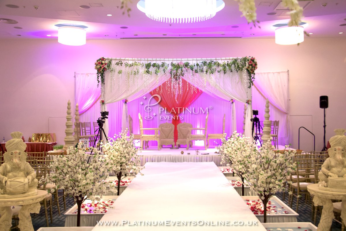 platinumevents5's tweet photo. Our White Draped Mandap is the perfect setting to take your vows under! Start the rest of your life in style! For more, contact us on info@platinumeventsonline.co.uk or 07971 309200 #platinumevents #mandap #hinduwedding #indianwedding #weddinginspiration #eventprof #whitemandap https://t.co/9PuDUgPLuS