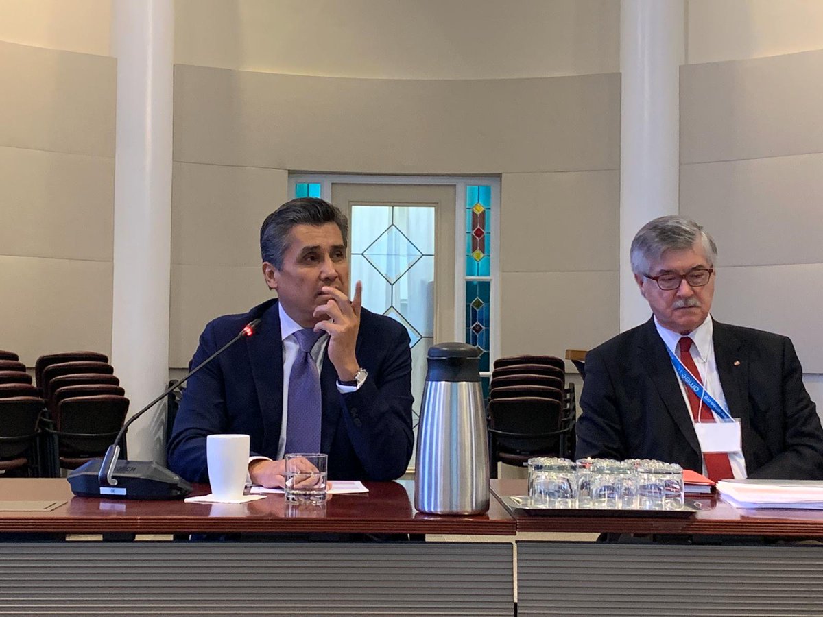 JJGomezCamacho's tweet photo. Hoy me reuní con los miembros de la Asociación Canadiense de Educación Internacional en Salud #CIHEA para hablar acerca de la oportunidades de negocios y cambios positivos que aportó la renegociación del #TMEC para 🇲🇽 y 🇨🇦. Agradezo a @apadmos por la invitación a esta ponencia. https://t.co/k083WCToIM