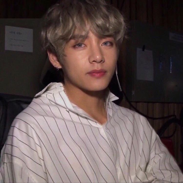 brattykv's tweet photo. #taekook abo au

Alpha Jeongguk’s life turns up side down when he comes home from a party to find a baby at his doorstep. 

Partying, hooking up, illegally racing quickly changes to sleepless nights, lots of crying &amp; stinky diapers. 

It’s hell or so he thinks. https://t.co/TdH6CbEwHT