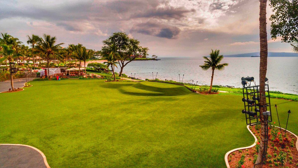 Booneactionturf's tweet photo. BAT Synthetic Turf Luau Lawn Install @waileamarriott #luau #syntheticlawn #artificiallawn #synturf #syntheticturf #aloha #green #clean #event #eventlawn #stay #play #eat #fun #wailea #hawaii #durable #functionlawn #turf #hospitality #happyguests #happycustomer #perfectinstall https://t.co/8nbLHT3GMu