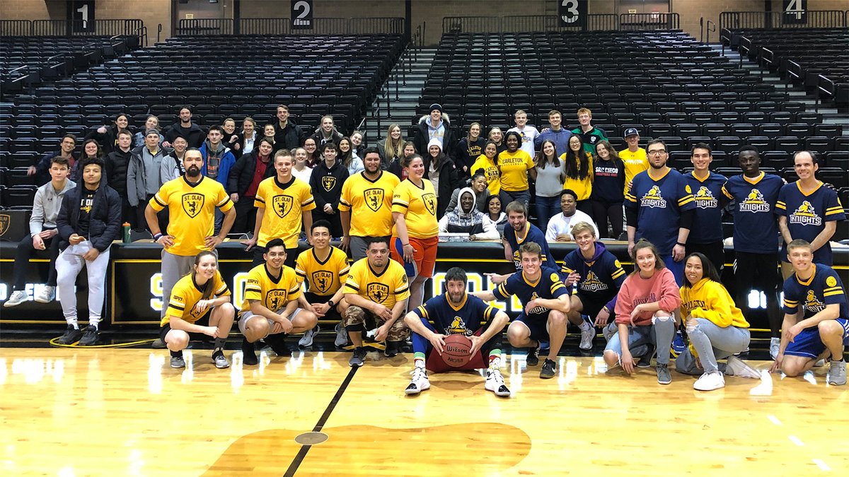 Over the weekend, members of the <a href="/StOlaf/">St. Olaf College</a> Student Athletic Advisory Board hosted a Unified Basketball game with <a href="/SOMinnesota/">Special Olympics Minnesota</a> athletes and student-athletes from <a href="/CarletonKnights/">Carleton Knights</a>! #OlePride #UmYahYah #MIAC #whyd3