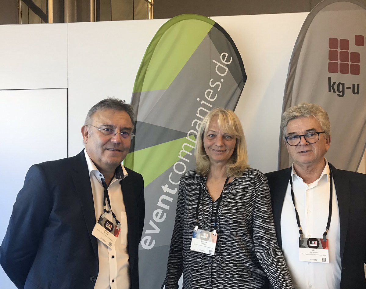 ec24seven's tweet photo. Eventcompanies stellt heute aus: Auf der @boemesse in Dortmund beraten wir Entscheider und Interessierten aus der Eventbranche. Und auch für ein nettes Gespräch kann man heute oder morgen bei uns vorbeischauen 😉
😊✨ #eventcompanies #boe20 #messe #event https://t.co/AJtGWSRkwi