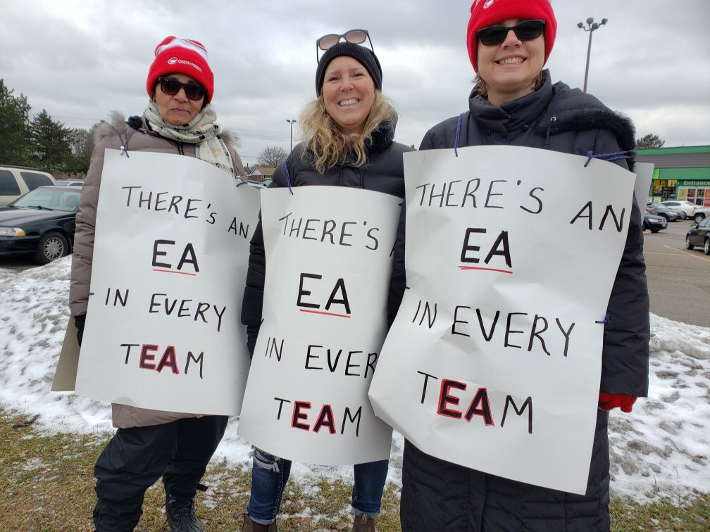 d18teachers's tweet photo. While @fordnation and @Sflecce see education as nothing more than a budget line to cut, #OSSTF members stand united to #DefendEducation. #WeAreOSSTF #CutsHurtKids #CCVI #JohnFRoss https://t.co/eaePJQHvUv