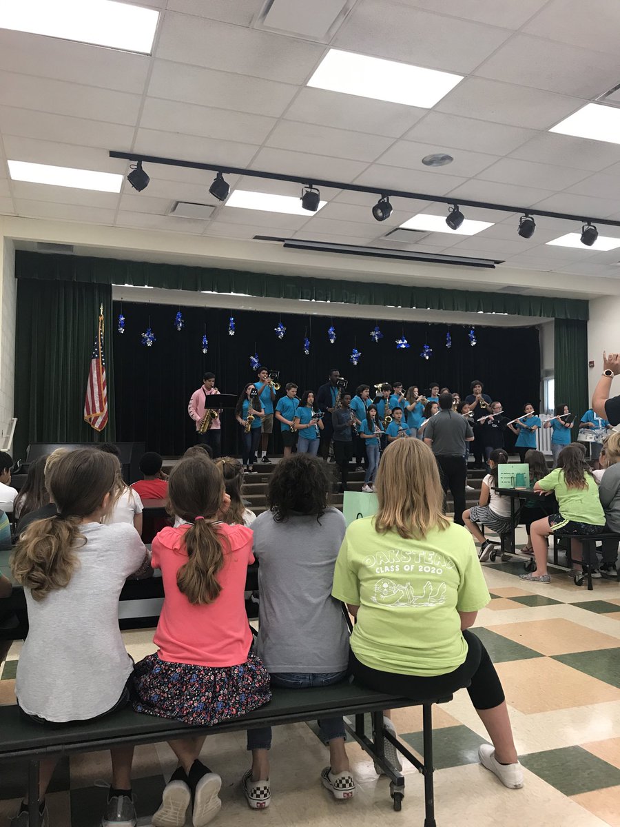 Our 5th grade Otters getting a glimpse into what it will be like to be a Rushe Ravin next year. We even had the opportunity to hear the band perform. ⁦<a href="/Oakstead_Otter/">Tammy Kimpland-</a>⁩ ⁦<a href="/rushemiddle/">Rushe Ravens</a>⁩