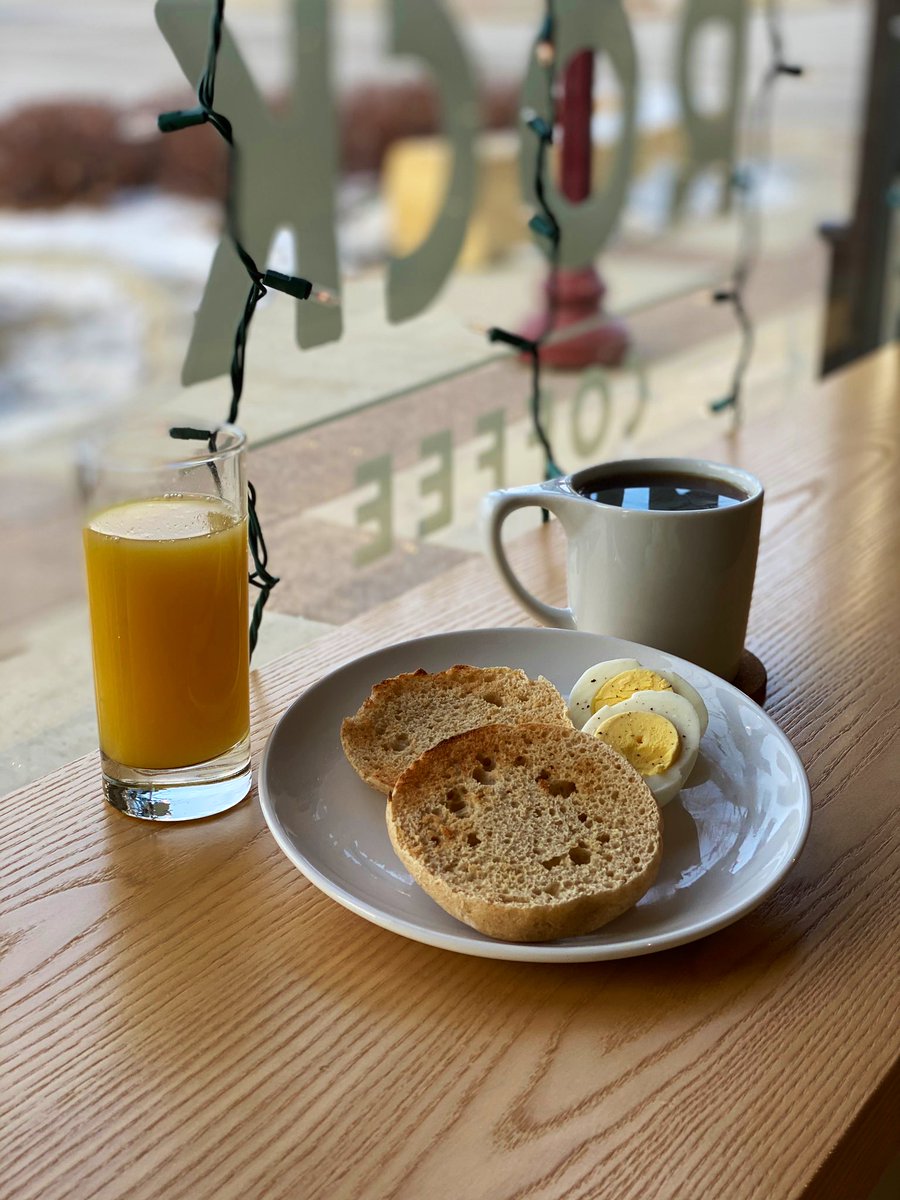 riverrockcoffee's tweet photo. Best mid-week morning fuel: Organic English muffin toast w/local butter &amp; organic jam paired with a cup of daily blend. Barista Tip: add a hard-boiled egg &amp; some fresh-squeezed orange juice then proceed to grab a seat and enjoy the snowfall from the warmth of one of our cafes ❄️ https://t.co/GJFYfsd3hh