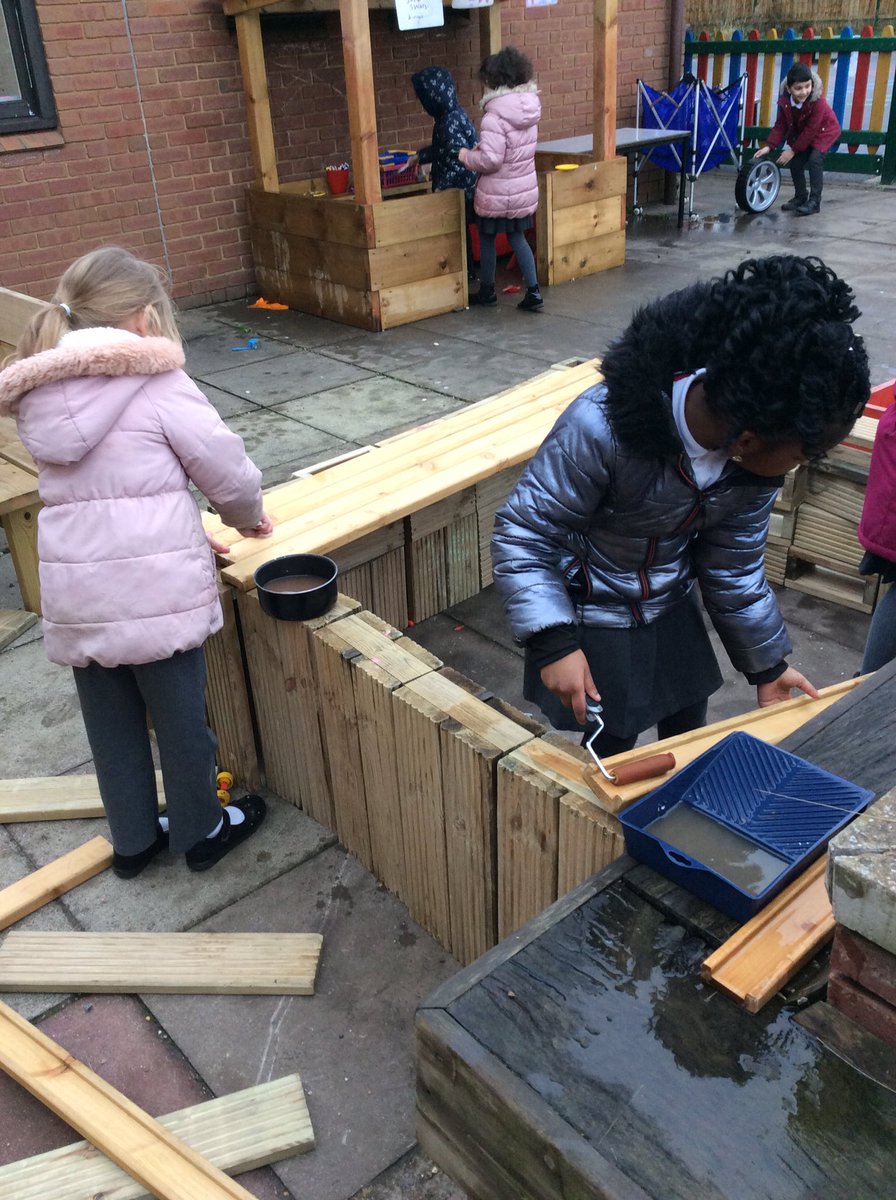 MissHPatelKMPA's tweet photo. We have enjoyed learning in our outdoor classroom @kestrelmead https://t.co/KlAytXFuqd