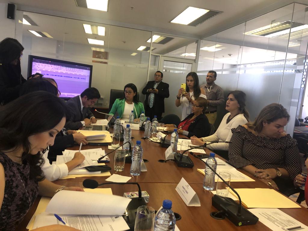 LaboralAN's tweet photo. Inicia la sesión de planificación de trabajo para un nuevo #CódigoIntegralDelTrabajo @Kary_Arteaga @LaboralAN @AsambleaEcuador @VicenteTaianoEC @marcelaholguin @Presidencia_Ec @ComunicacionEc @GomezRobertoA @cesarlitardo https://t.co/JhkVArPXCc