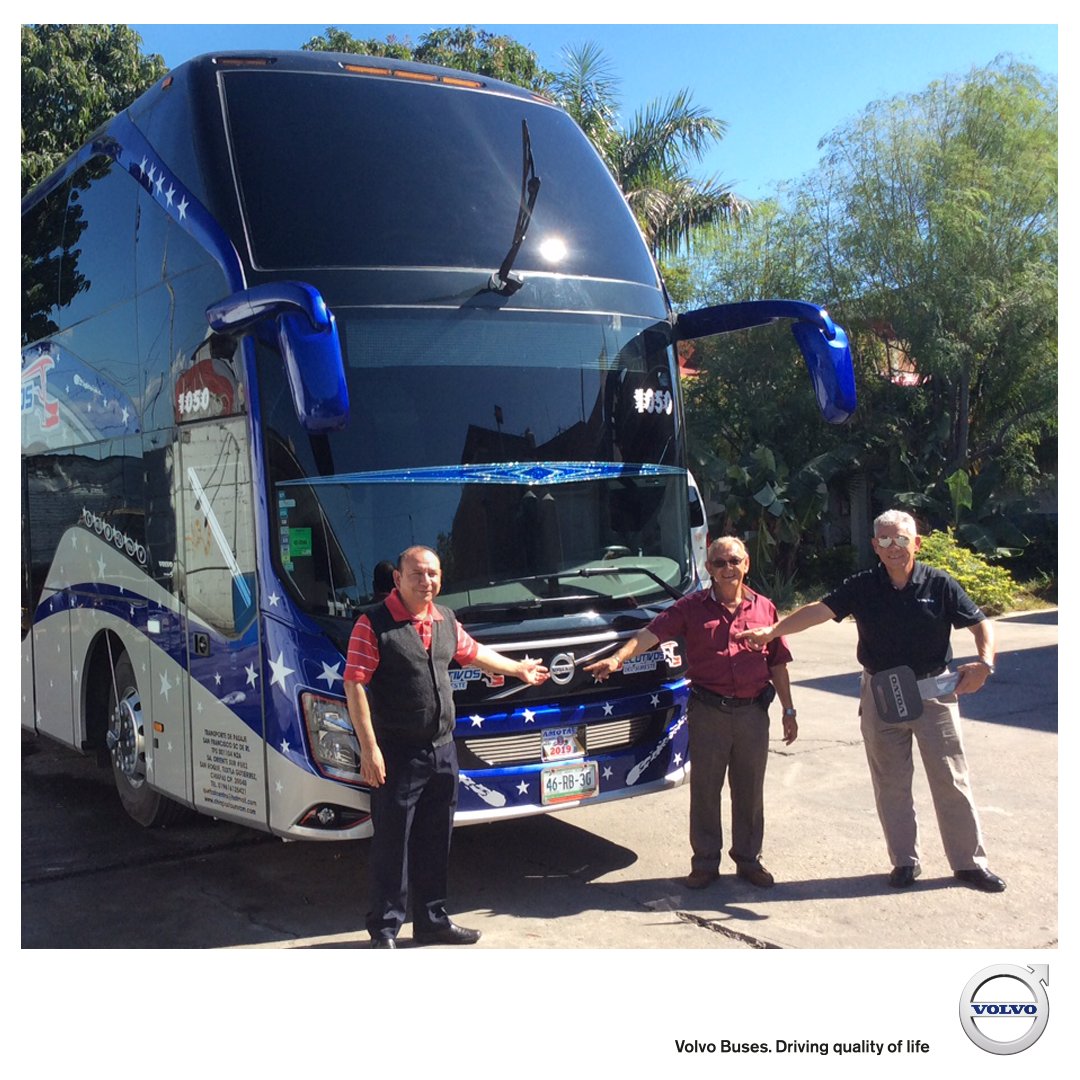 VolvoBusesmx's tweet photo. ¡#VolvoBuses se enorgullece de seguir cumpliendo sueños y llevar los transporte a un nivel más alto! Gracias a Transportes de Pasaje San Francisco por unirse a la Familia Volvo con este 9800 DD, que ahora está  listo para recorrer nuevas rutas con ustedes. #VolvoContigo https://t.co/RO0tuocLRR