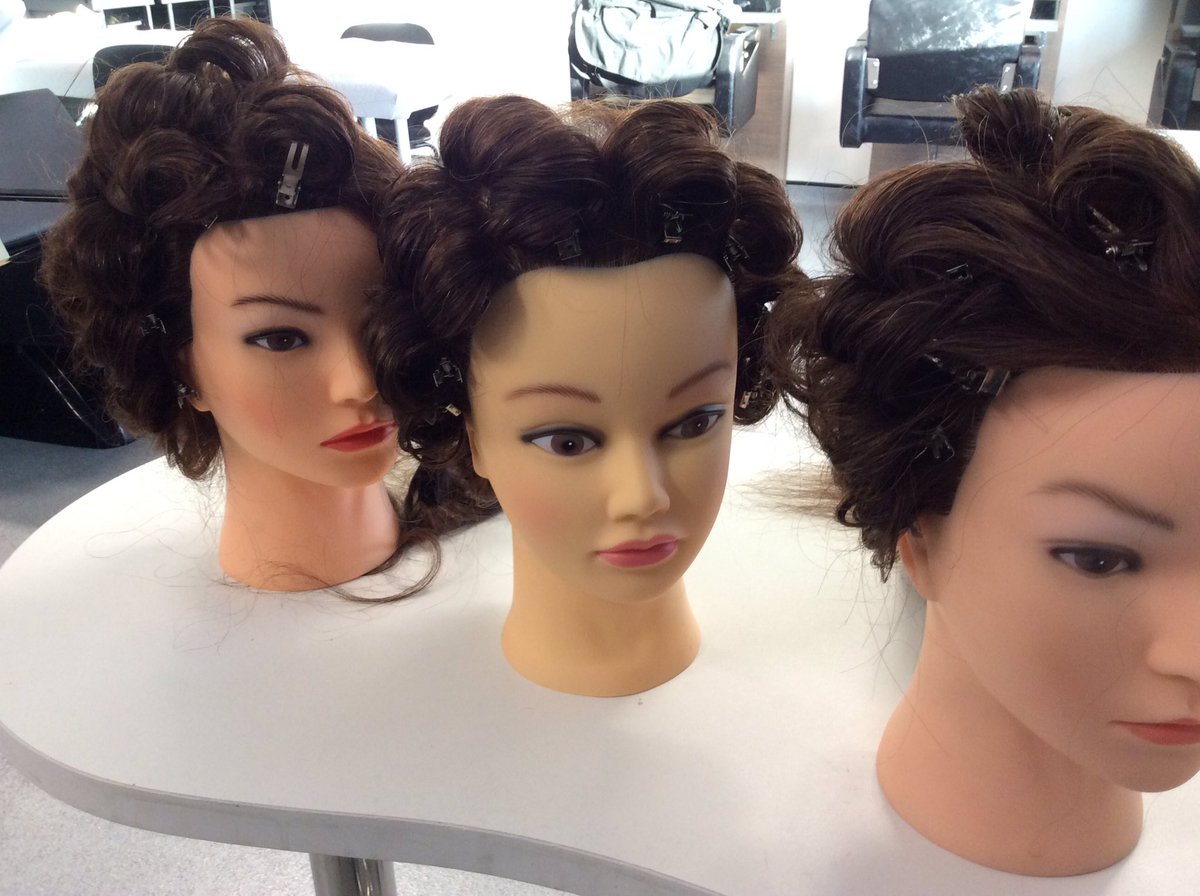 HairMea's tweet photo. What fabulous period 5 lesson with yr9 today, developing pin curl styling skills to create a 1940/50’s hairstyle. @MEAcad #fantasticfutures https://t.co/tNiaBHRMYR
