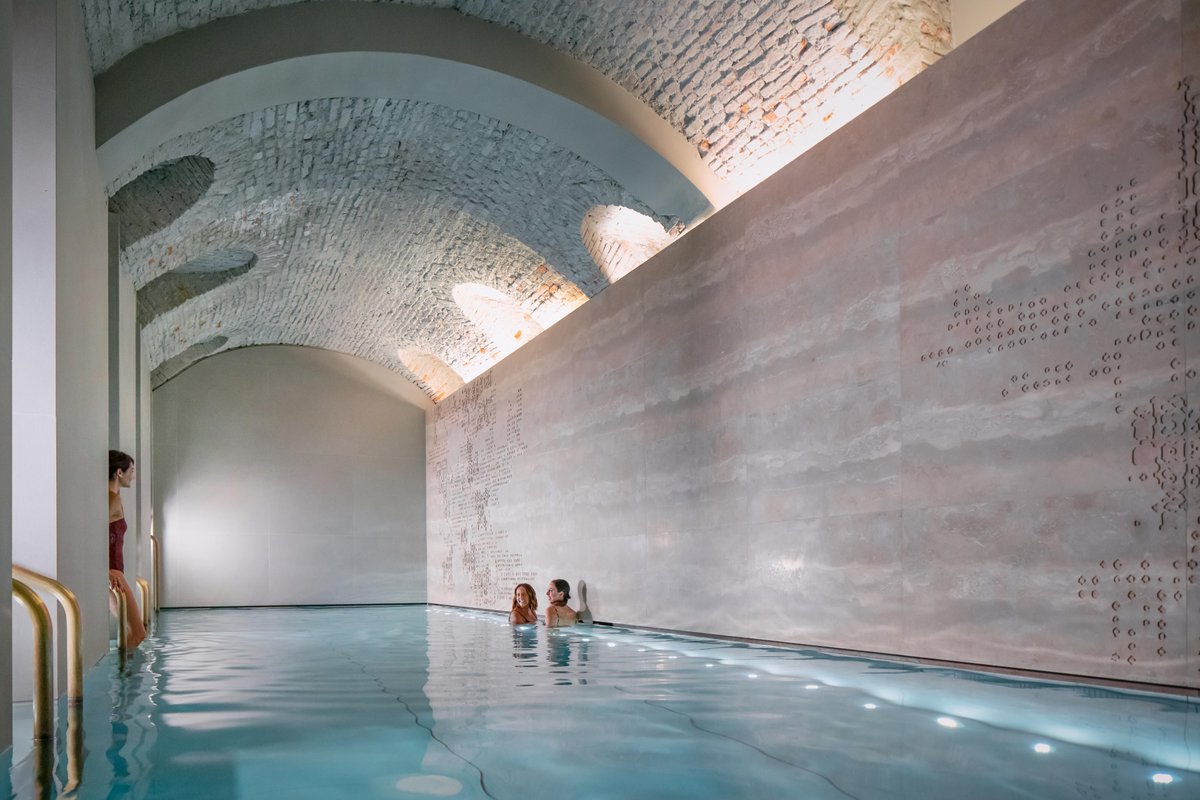 FSMilan's tweet image. Make time for yourself and your best friends at our Spa. #FSSpa #FSMilan