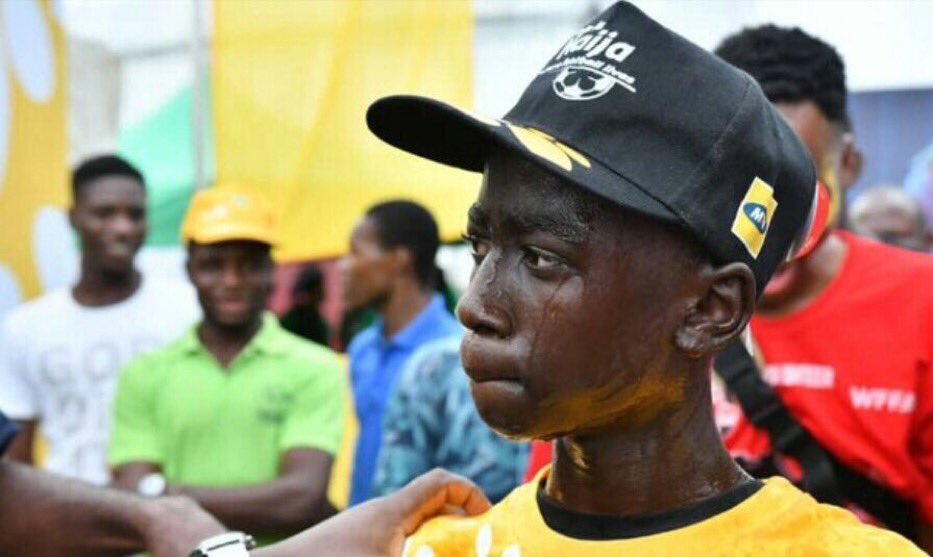 #IKnewIWasBeingDribbledWhen she said we couldn't go out that weekend because her mum was visiting her for the whole weekend but I found her in the Club😭