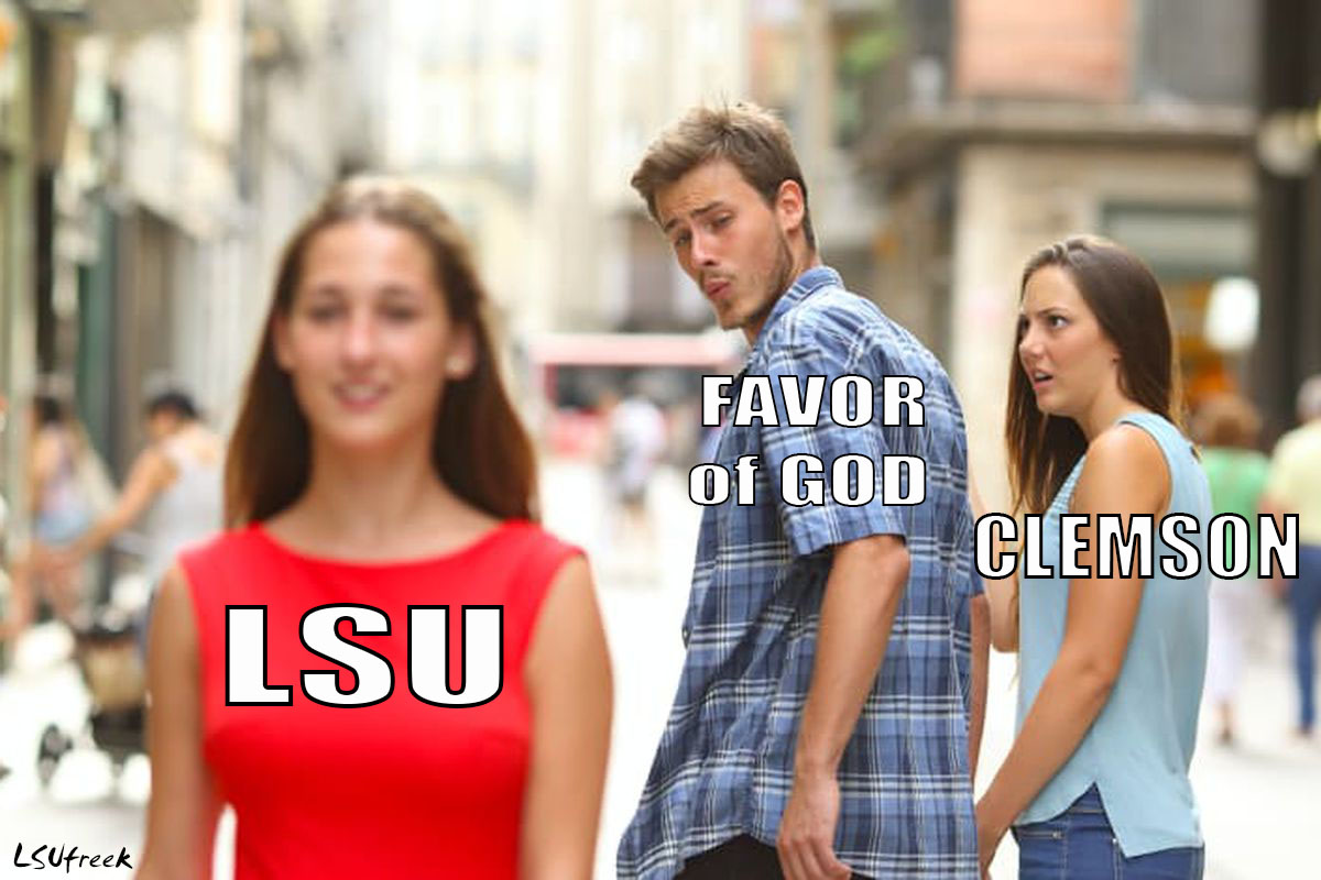 LSUFreek's tweet photo. Trying to cook something up this morning for LSU-Clemson. Here's an appetizer: https://t.co/5hVUrm56ML