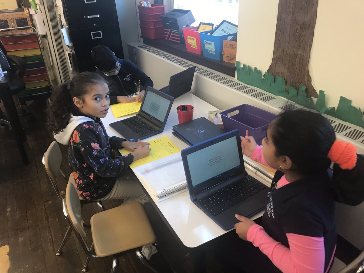JoseJimenezWNY's tweet photo. @wnyhlb students are working on Flippity (on chromebooks) in Miss Eatroff’s class.  @WestNYSchools @SuperintClara @StacyOlivero58 @MMaccaquano @HLBgrade2 https://t.co/WS0ycOh7ph