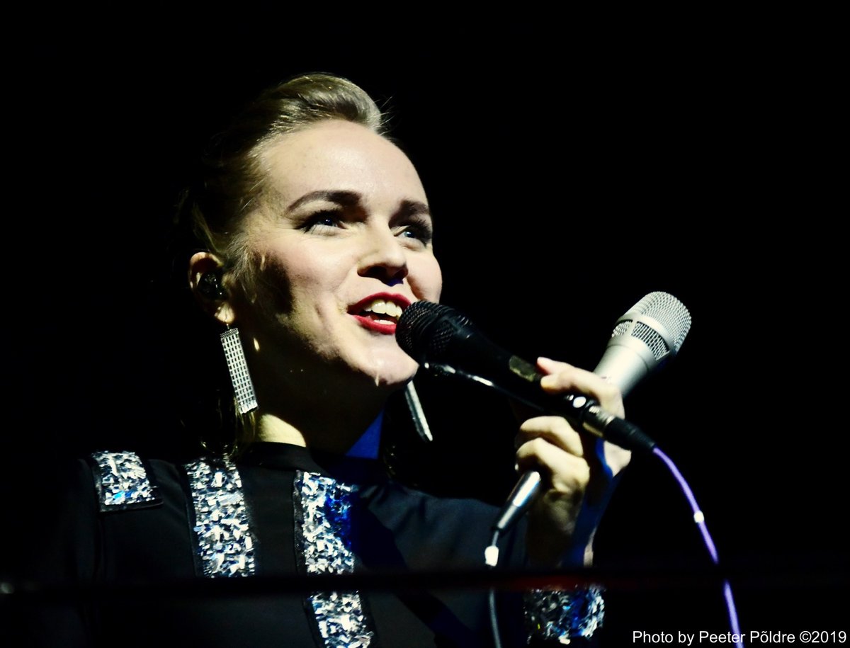 EstoMusicWeek's tweet photo. @kadrivoorand is the @err_ee Musician of the Year 2019! It was an extraordinary year for  Kadri. We are so amazed by her talent and artistry - what an honor to have had her perform in Toronto and Hamilton for EMW 2018 &amp; 2019! #kadrivoorand #estonianmusicweek #EMW2019 #awardseason https://t.co/CzKwfPGJsP