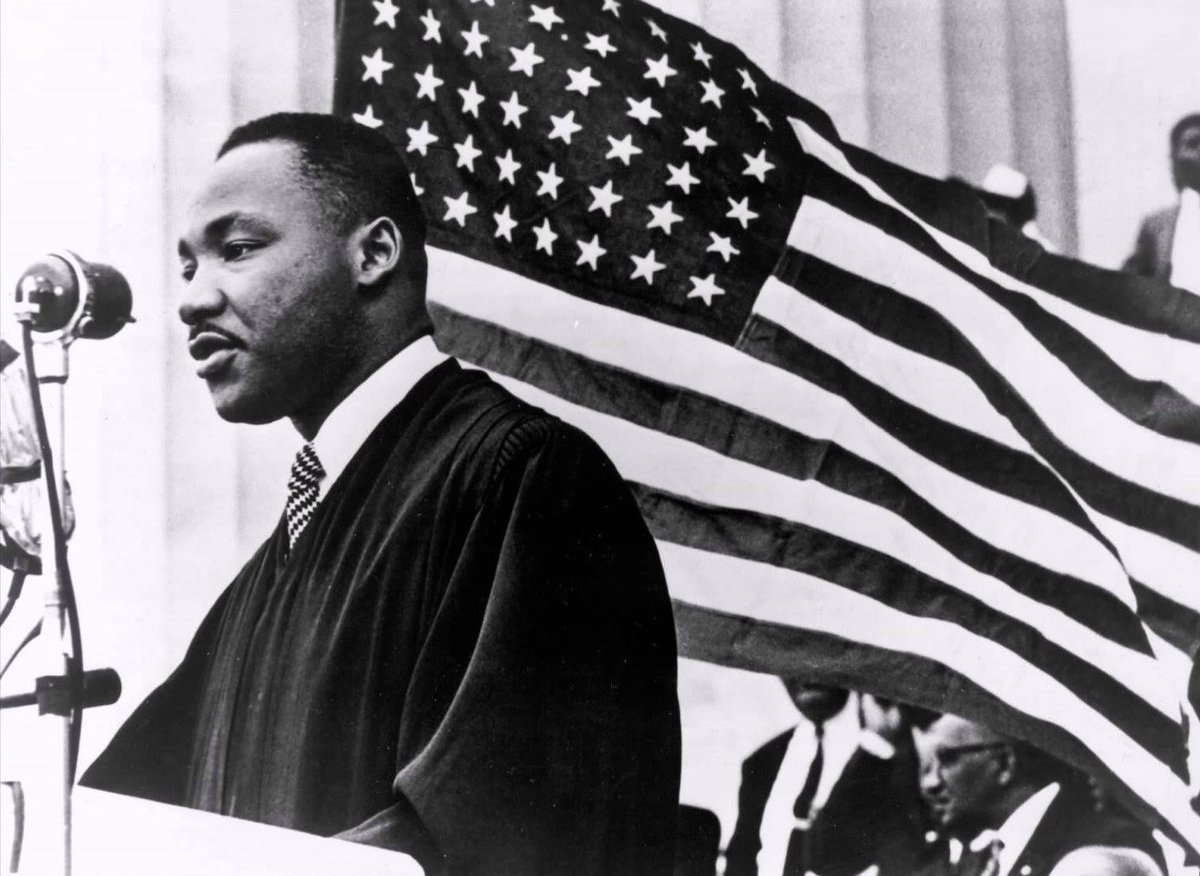 mhouseadmission's tweet photo. Happy Birthday to our dear Morehouse Man, Rev. Dr. Martin Luther King Jr! #MorehouseMan #CivilRightsIcon #GeorgiaRaised #AtlantaBorn https://t.co/6jy6AjK1D1