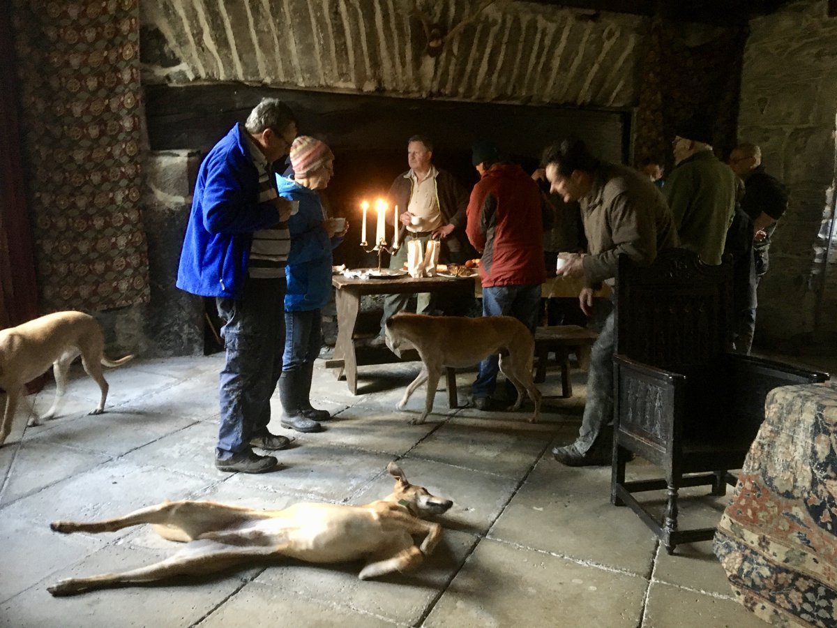JudyCorbett's tweet photo. Great to be back on the wall with Team Gwydir. So much achieved. Busy day putting concrete capping on the wall to protect it. What incredible people you are - so game & good-humoured - no one complained about getting covered in cement, only laughter!
#protectinghistory https://t.co/BWqhi2YUXA