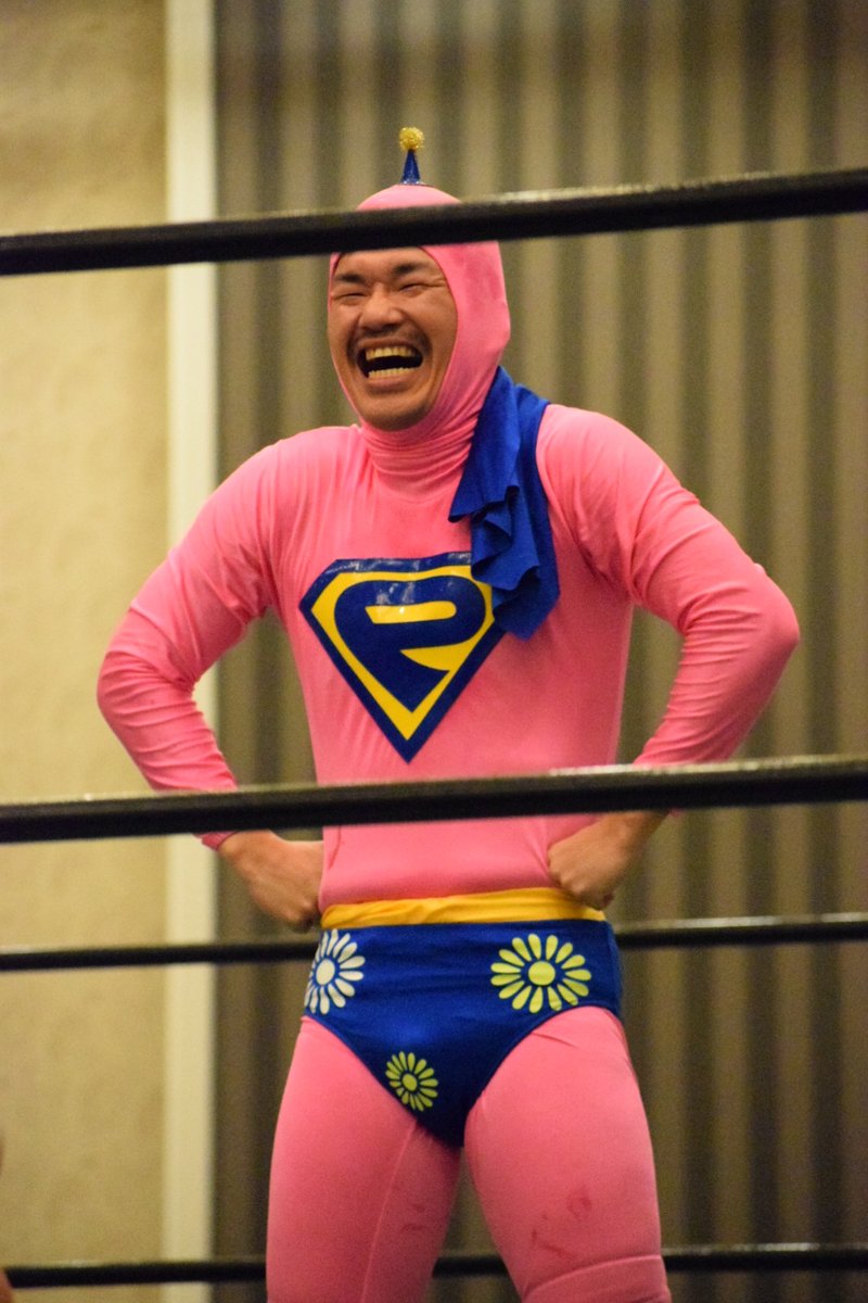 aarriissaa01501's tweet photo. 2020.1.13 みちのくプロレス 仙台ヒルズホテル
アンテナの先みたいな黄色いやつが復活してました。
#みちのくプロレス
#HAPPY_MAN
#ラッセ https://t.co/tsiwhuadcG