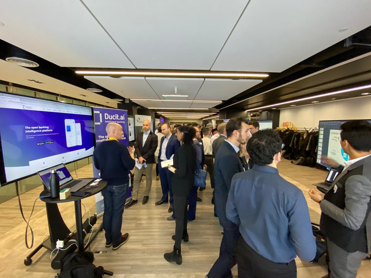 bitadata's tweet photo. 📣Week 2 of the @FinTechLabLDN!🔛 Here we are alongside the cohort participants in the Partner Speed Networking session! ✨
#FintechLondon #FintechLabLondon #FIL2020 #Fintech #FinanceServices #CapitalMarkets #FintechStartup https://t.co/7EgU8x7ovo