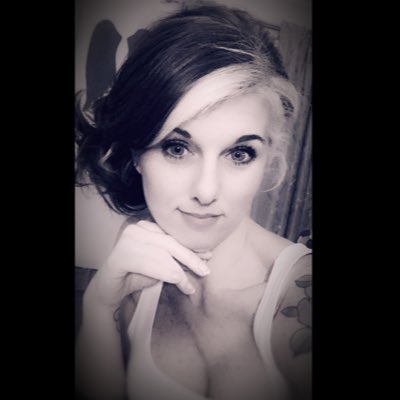 TutuCute407's tweet photo. Don’t define your world in black and white when there is so much hiding amongst the greys https://t.co/jkO1TaKEAU