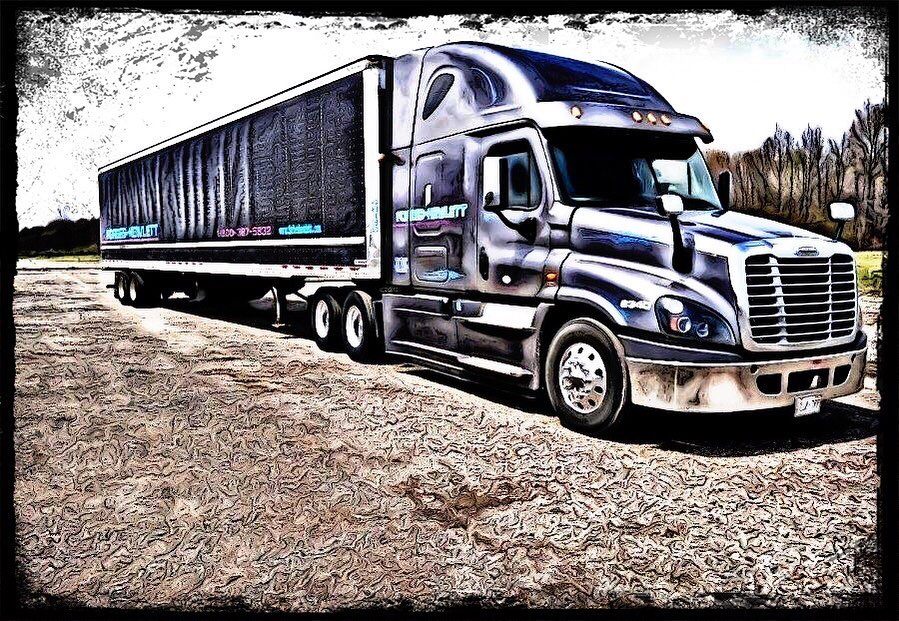 ForbesHewlett's tweet photo. Live and learn from fools and from sages🎵
#forbeshewlett #jointheforbesfamily #earnmorewithforbes #trucker #truckers #trucking #keepontrucking #thankatrucker  #truckporn #freightliner #thankatrucker #brampton #proudlycanadian  #puttingstyleineverymile #aerosmith #dreamon https://t.co/TV5dovTmq7