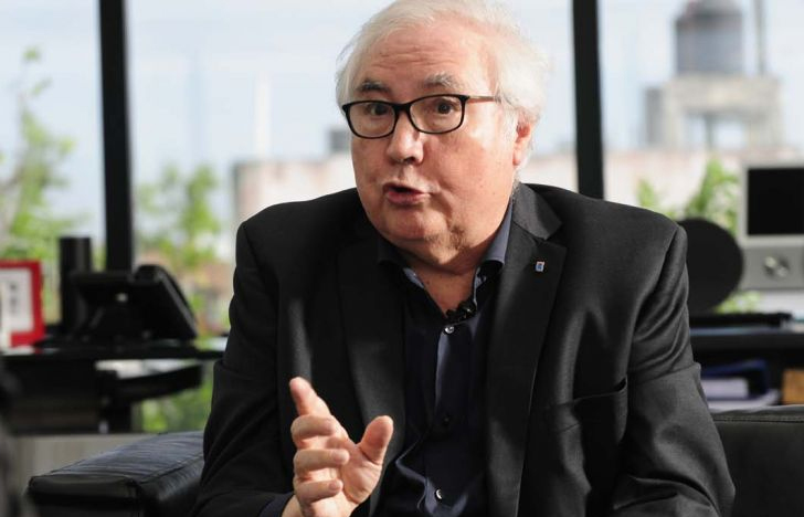 Castells, la network society al governo (spagnolo) - Da sociologo della città a studioso delle innovazioni tecnologiche nei loro impatti sulla società, un ritratto di Manuel Castells, neoministro dell’Università nel governo di Sánchez e Iglesias temi.repubblica.it/micromega-onli… #Spagna