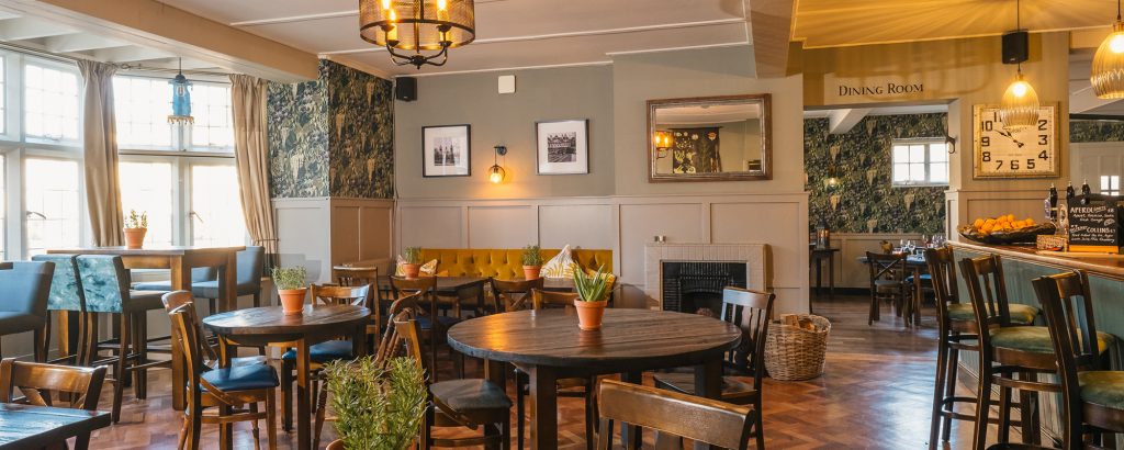 Happy #WallpaperWednesday everyone! We've been busy bees so far this year! Here are some images from our last handover of 2019 and the amazing leafy wallpaper we used! #interiordesign #interiordesigner #RestaurantDesign #Hospitality #HospitalityDesign